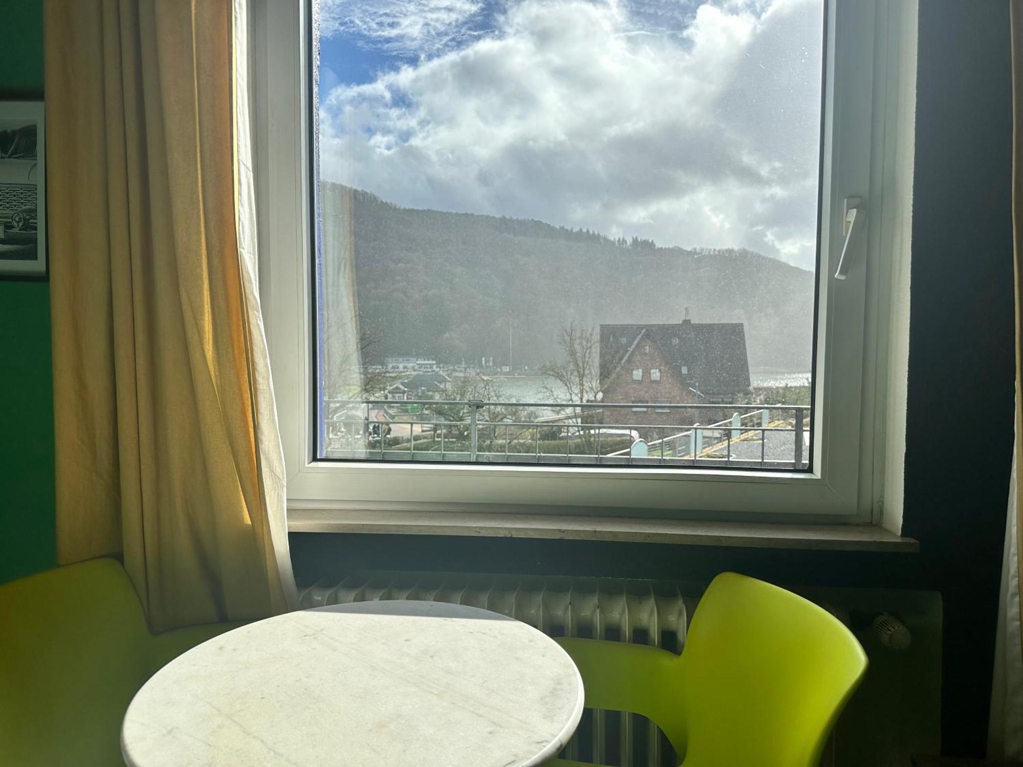 Green Seeblick Hotel Am See Obermaubach Exteriör bild