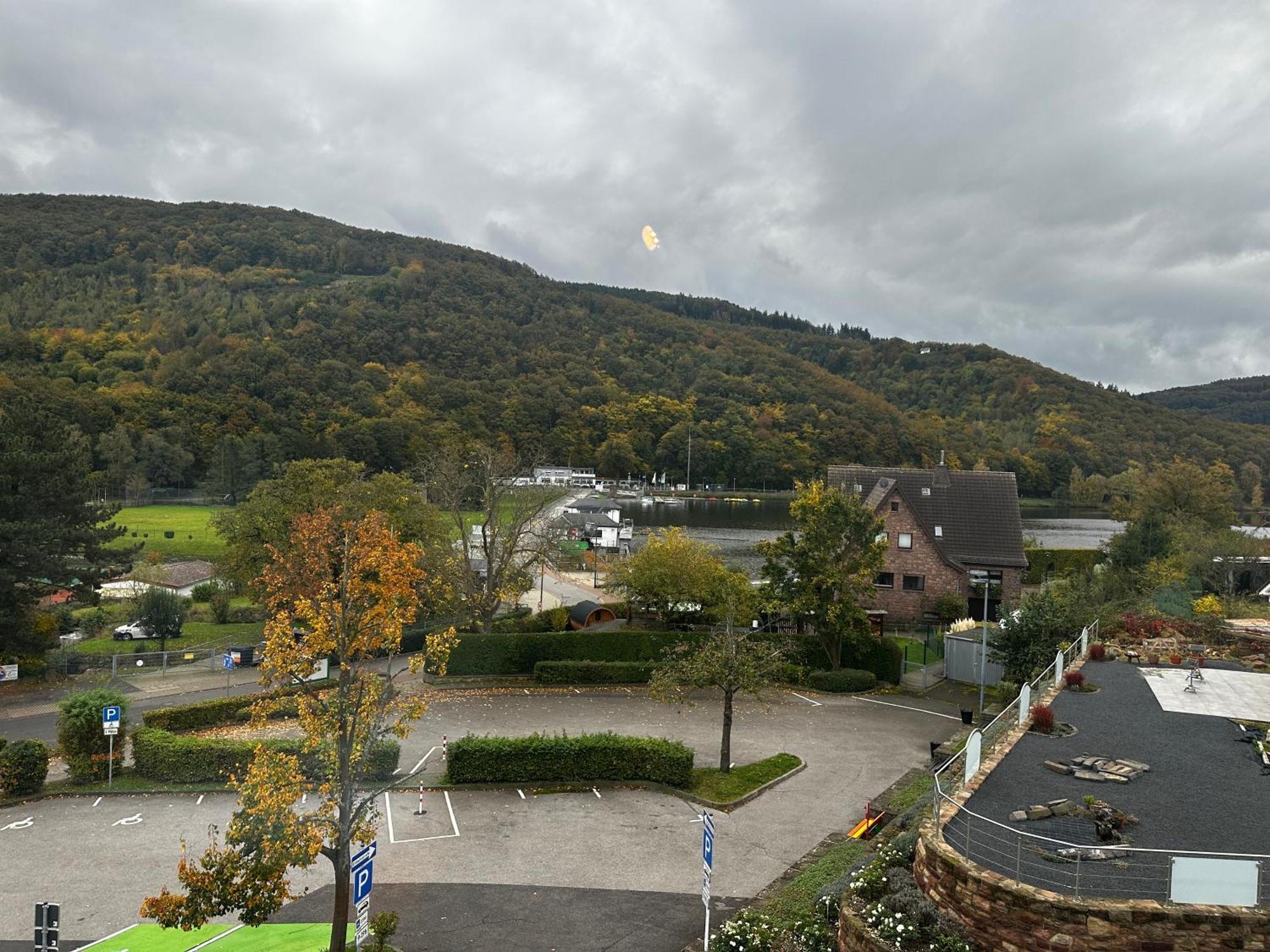 Green Seeblick Hotel Am See Obermaubach Exteriör bild